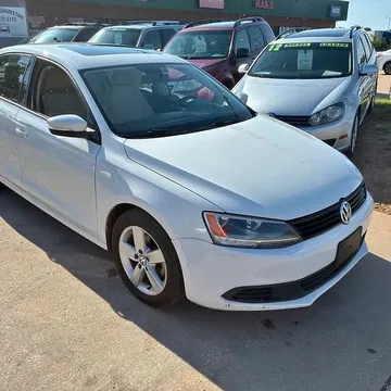 2011 Volkswagen Jetta TDI 4dr Sedan 6A