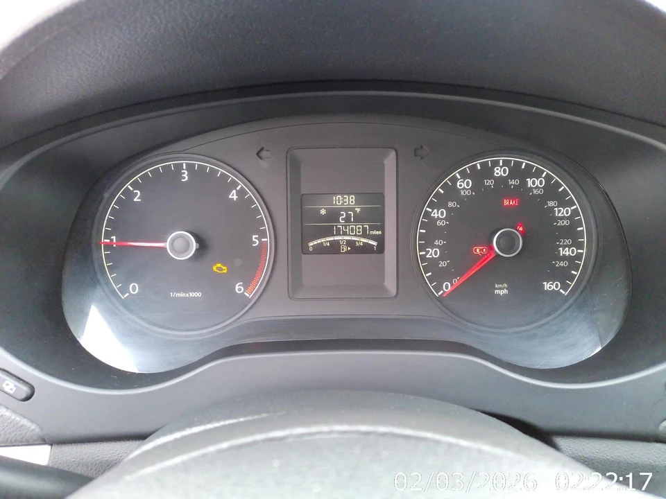 2011 Volkswagen A6 Jetta - Image 15 of 21