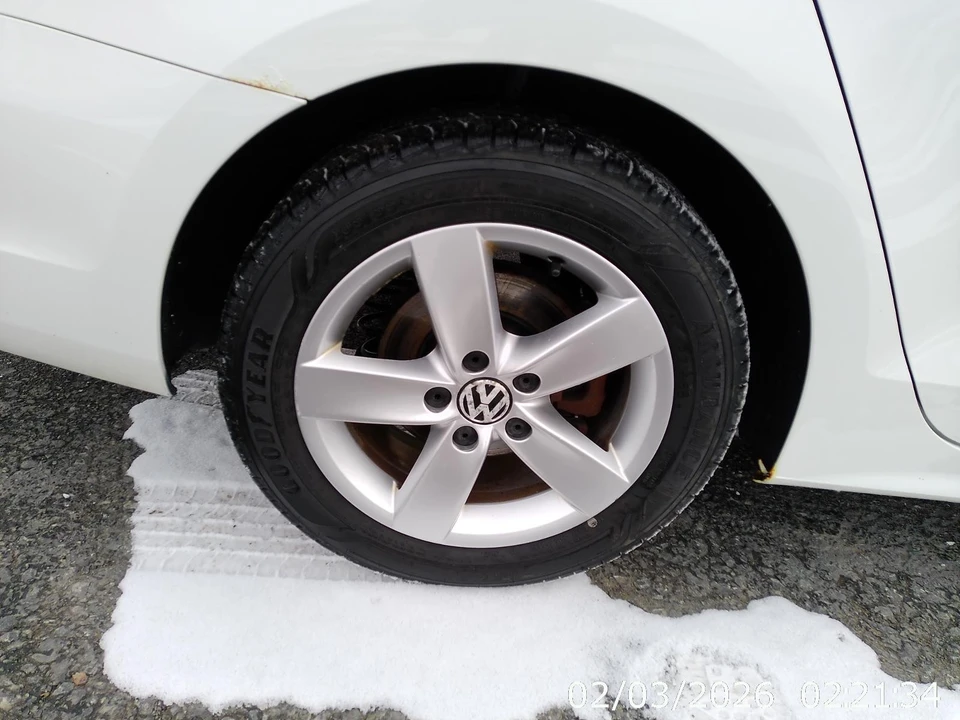 2011 Volkswagen A6 Jetta - Image 8 of 21