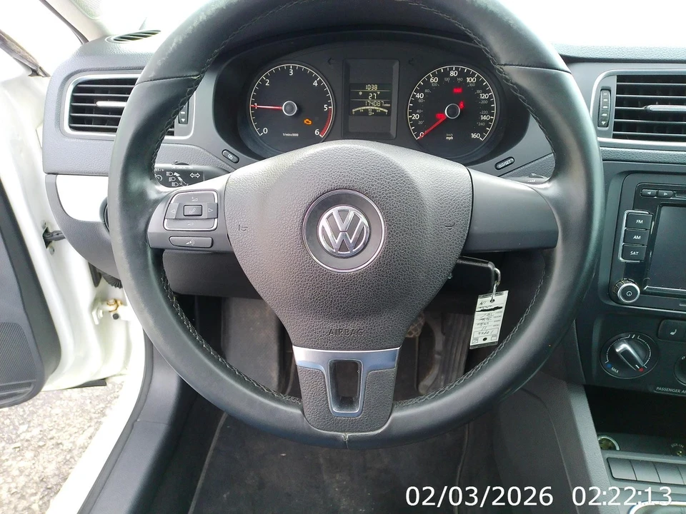 2011 Volkswagen A6 Jetta - Image 14 of 21