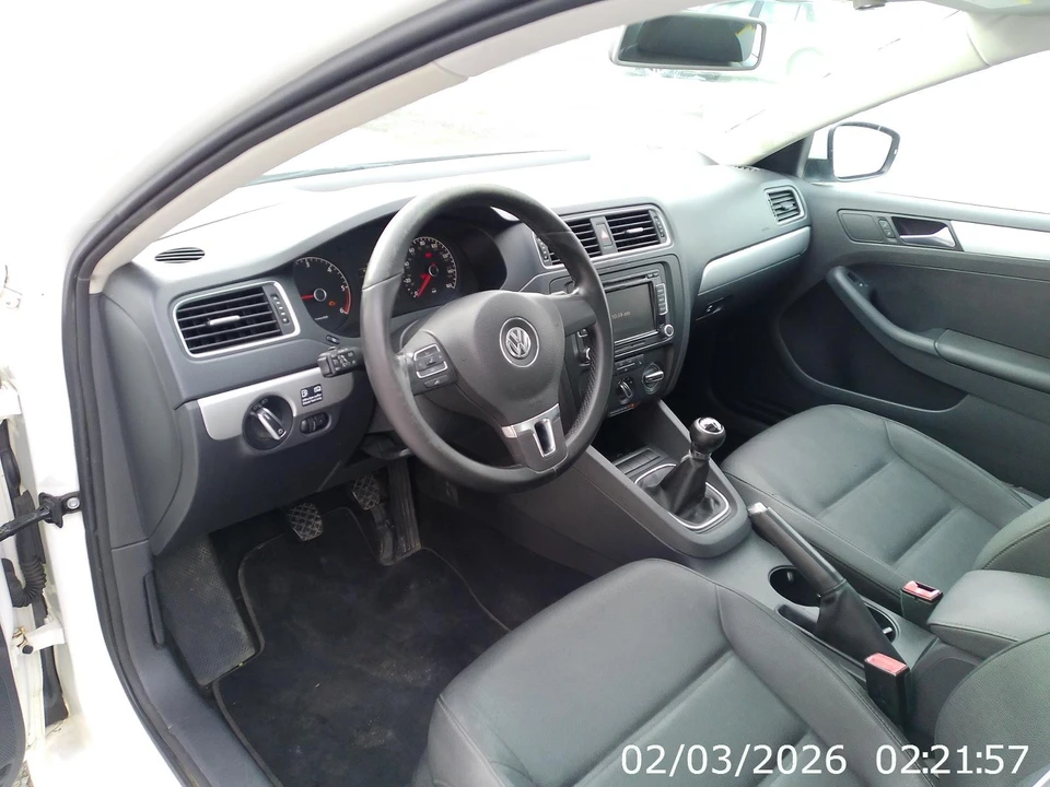 2011 Volkswagen A6 Jetta - Image 11 of 21