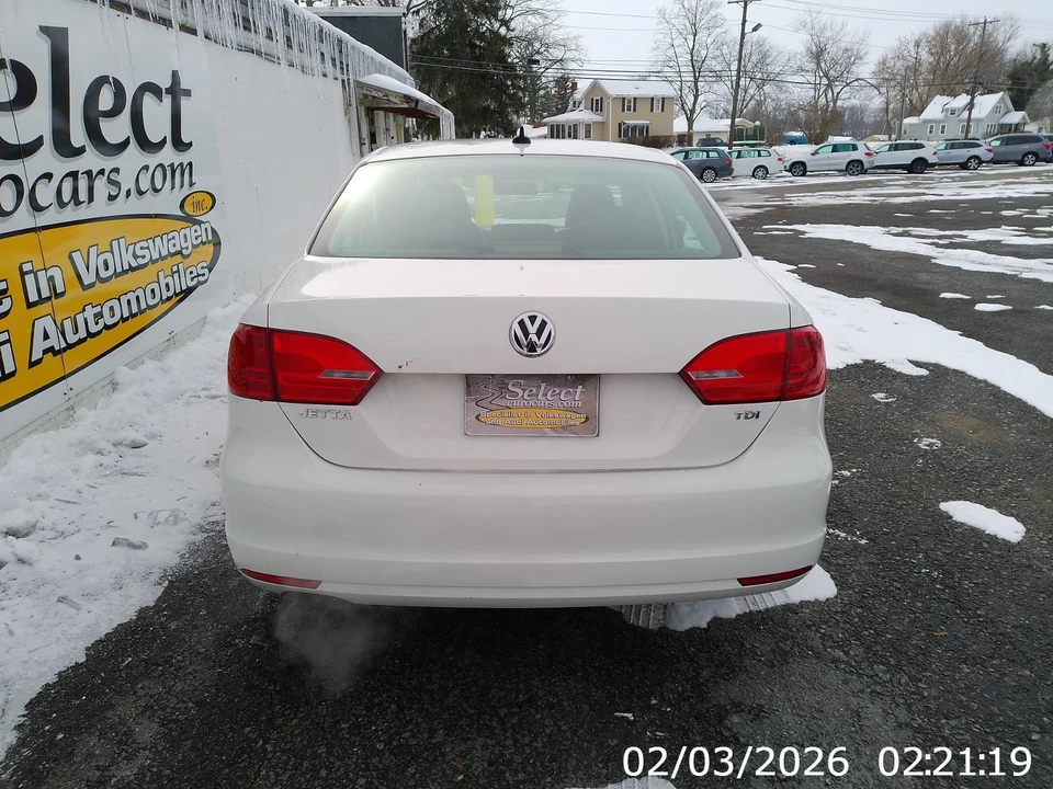 2011 Volkswagen A6 Jetta - Image 6 of 21