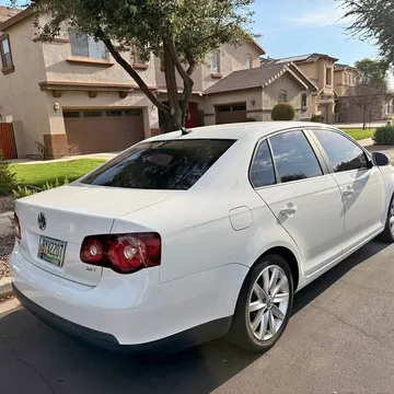 2011 Volkswagen Jetta Wolfsburg Edition Sedan 4D