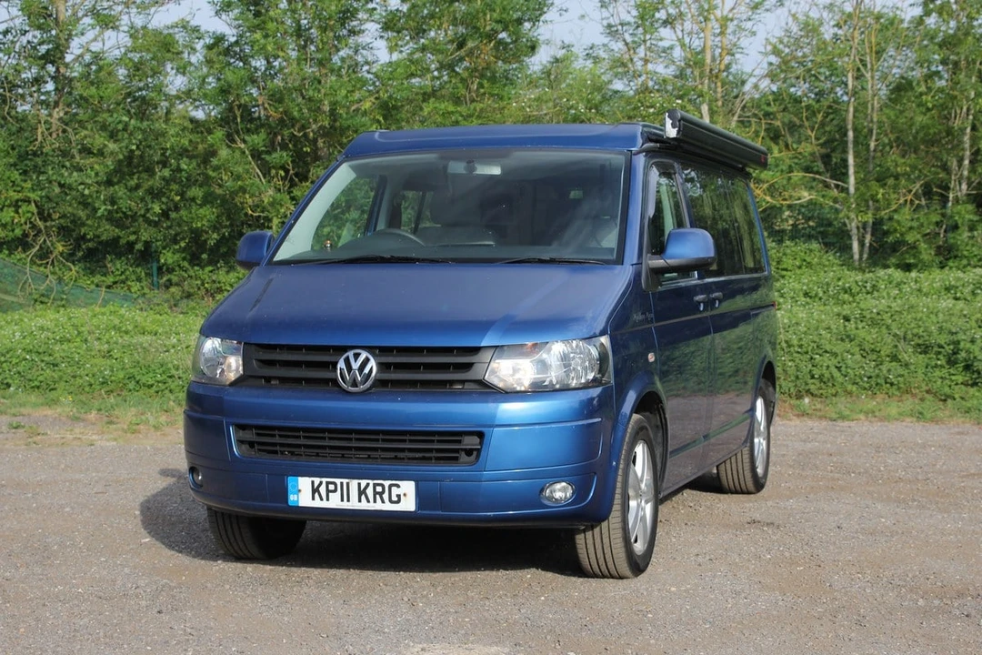 2011 Volkswagen EuroVan - Image 9 of 30