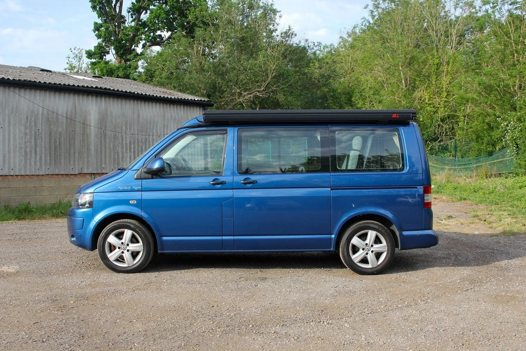 2011 Volkswagen EuroVan - Image 4 of 30