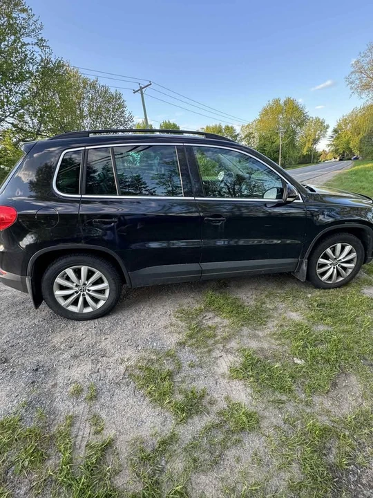 2011 Volkswagen Tiguan - Image 4 of 7