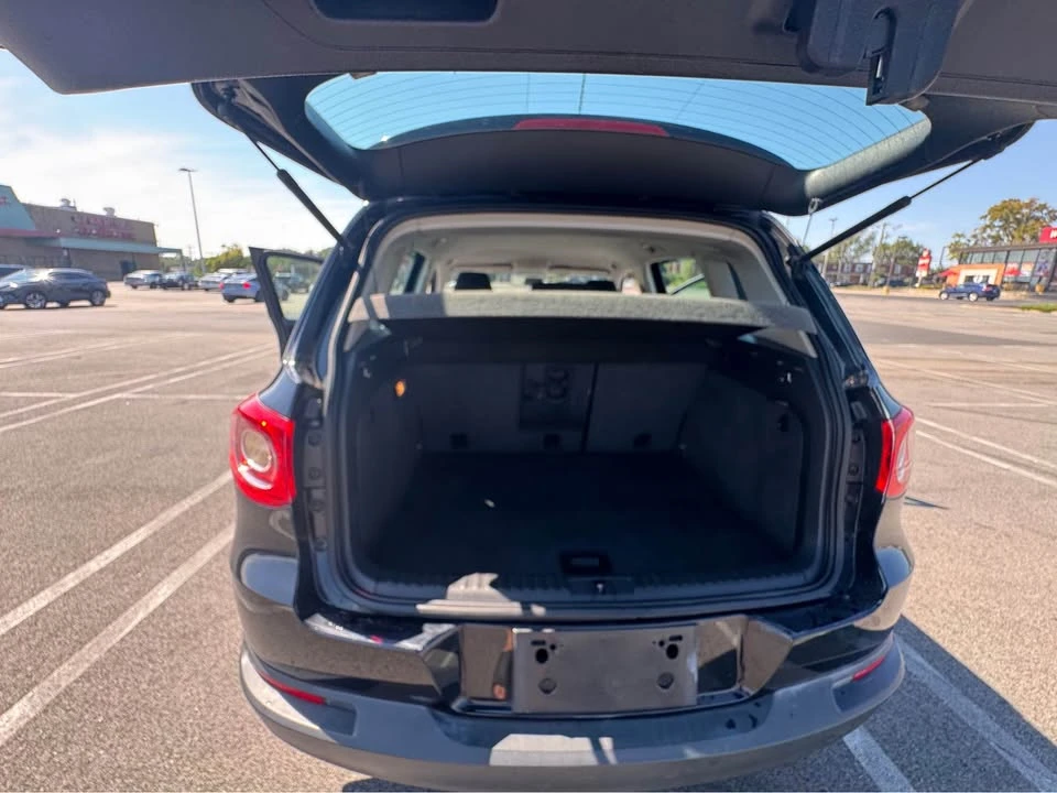 2011 Volkswagen Tiguan - Image 14 of 18