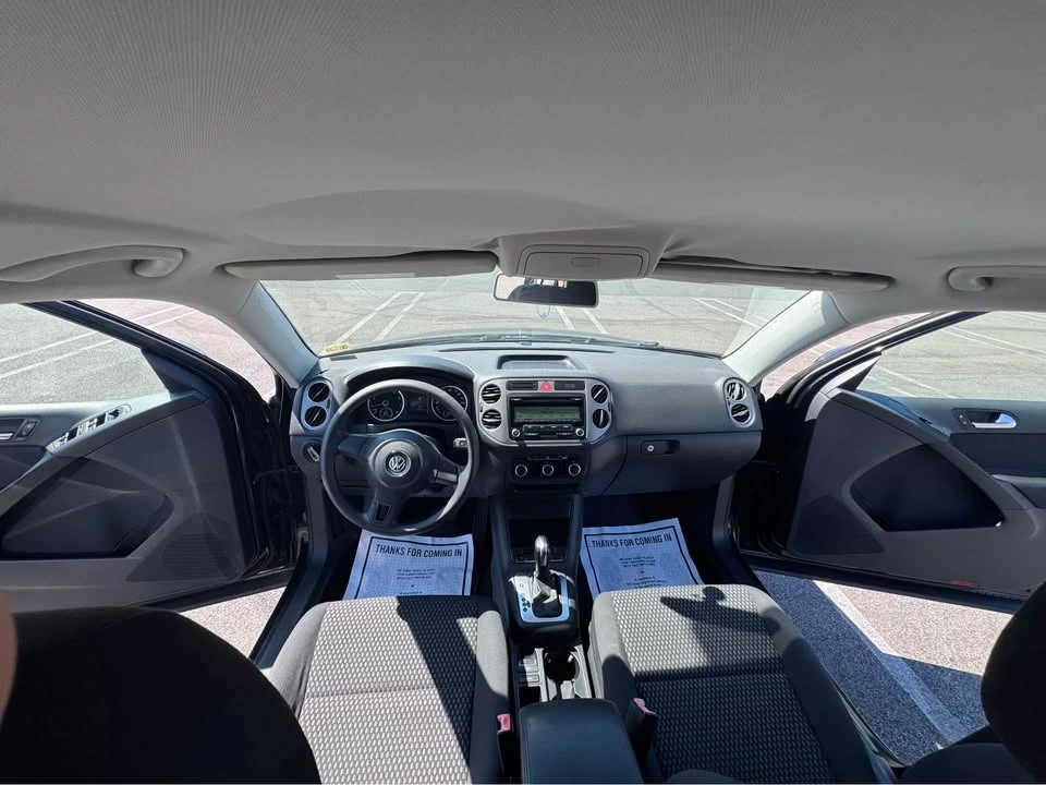 2011 Volkswagen Tiguan - Image 10 of 18