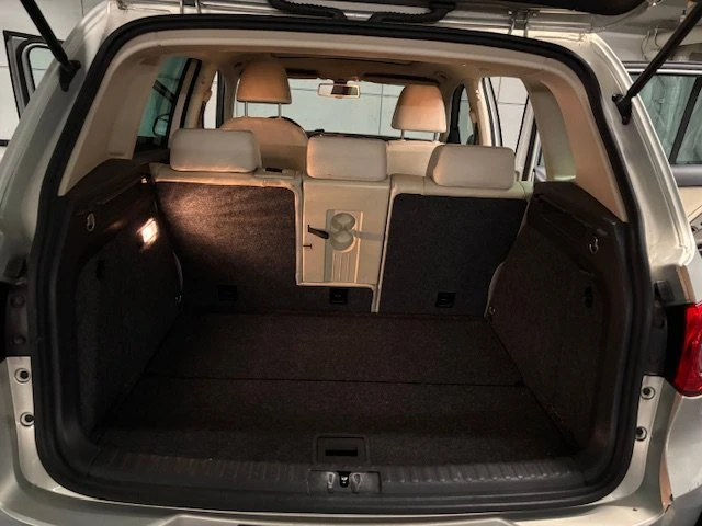 2011 Volkswagen Tiguan - Image 7 of 8