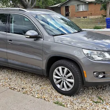 2011 Volkswagen Tiguan 2.0T S 4MOTION