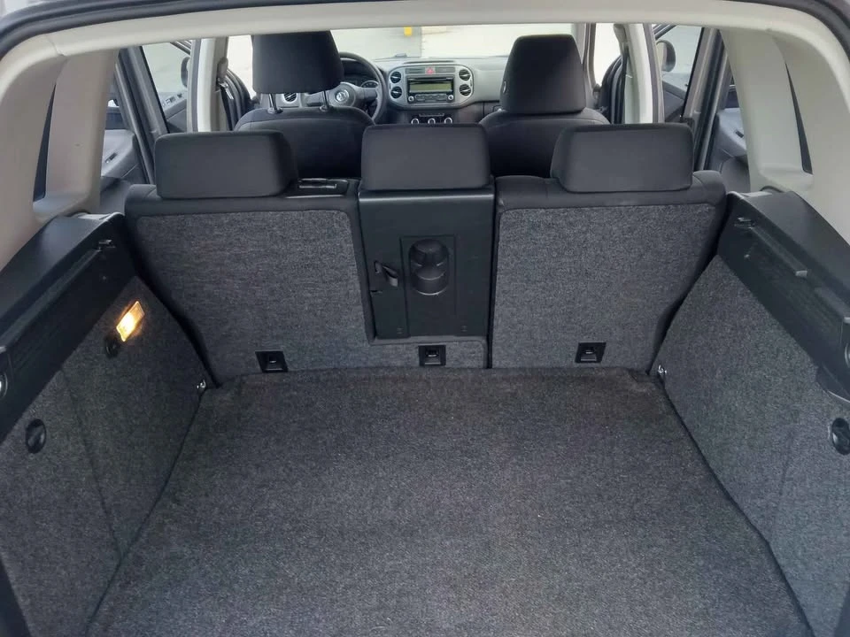 2011 Volkswagen Tiguan - Image 11 of 18