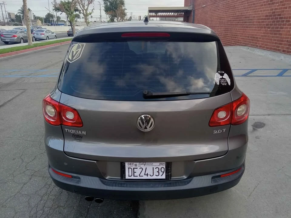 2011 Volkswagen Tiguan - Image 5 of 18