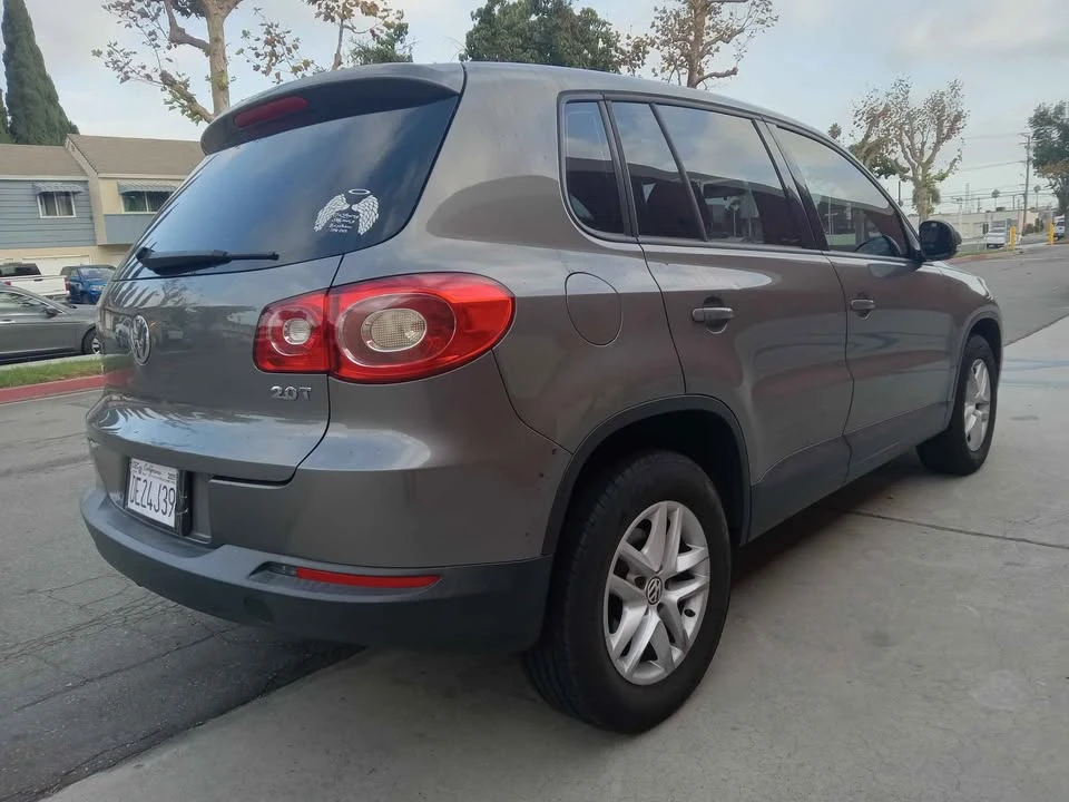 2011 Volkswagen Tiguan - Image 3 of 18