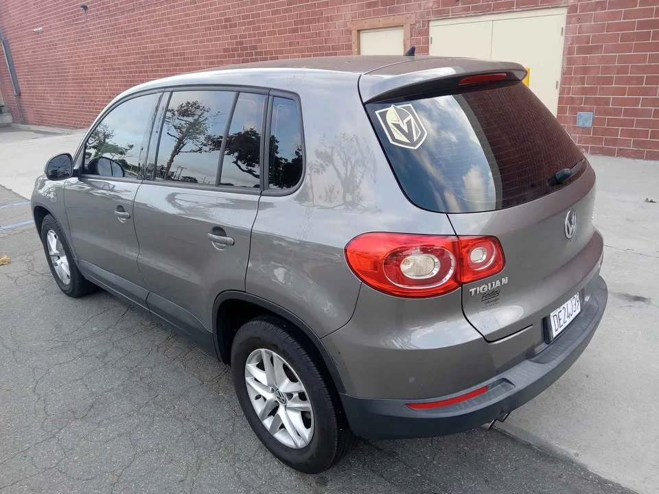 2011 Volkswagen Tiguan - Image 4 of 18