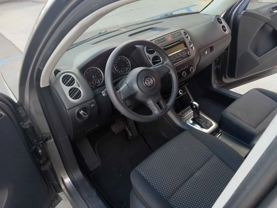 2011 Volkswagen Tiguan - Image 17 of 18