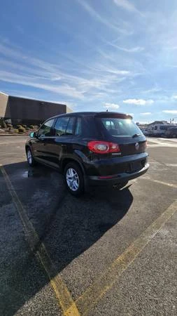 2011 Volkswagen Tiguan - Image 10 of 15