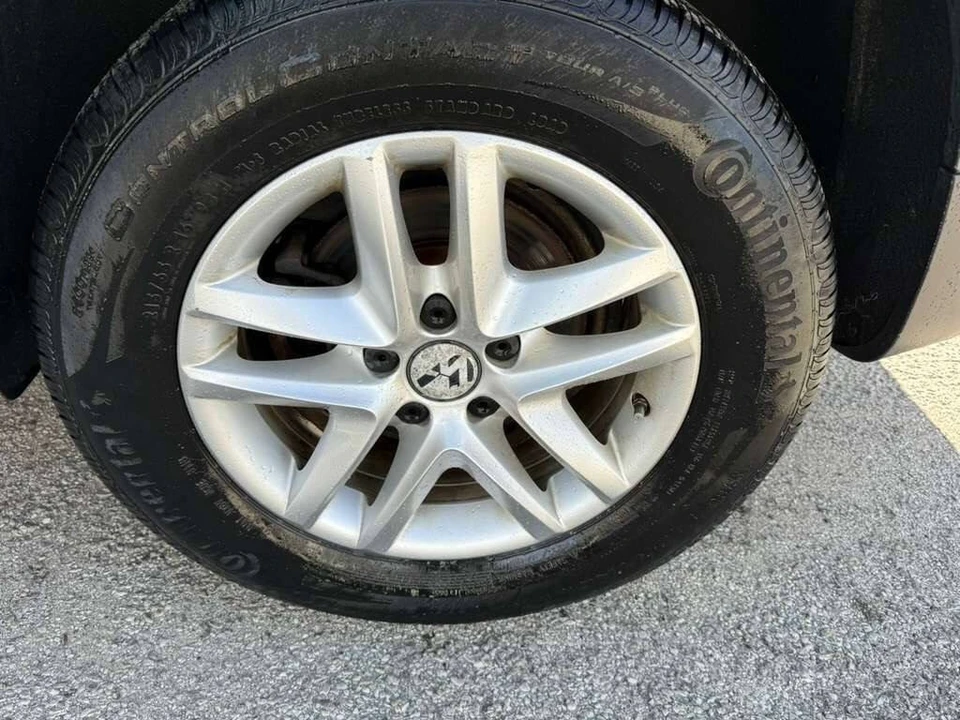 2011 Volkswagen Tiguan - Image 7 of 21
