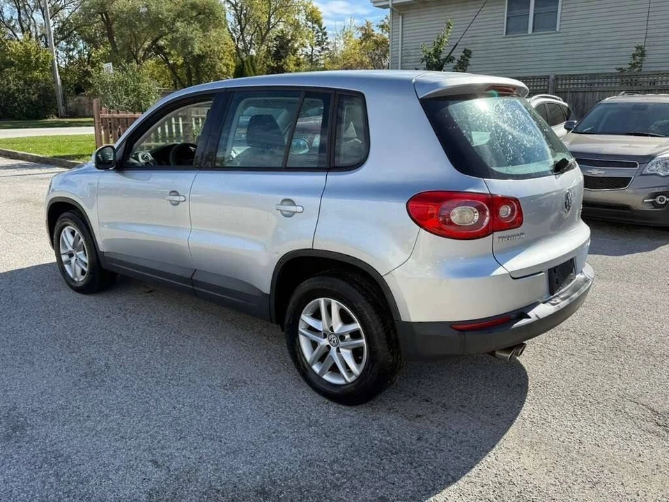 2011 Volkswagen Tiguan - Image 17 of 21