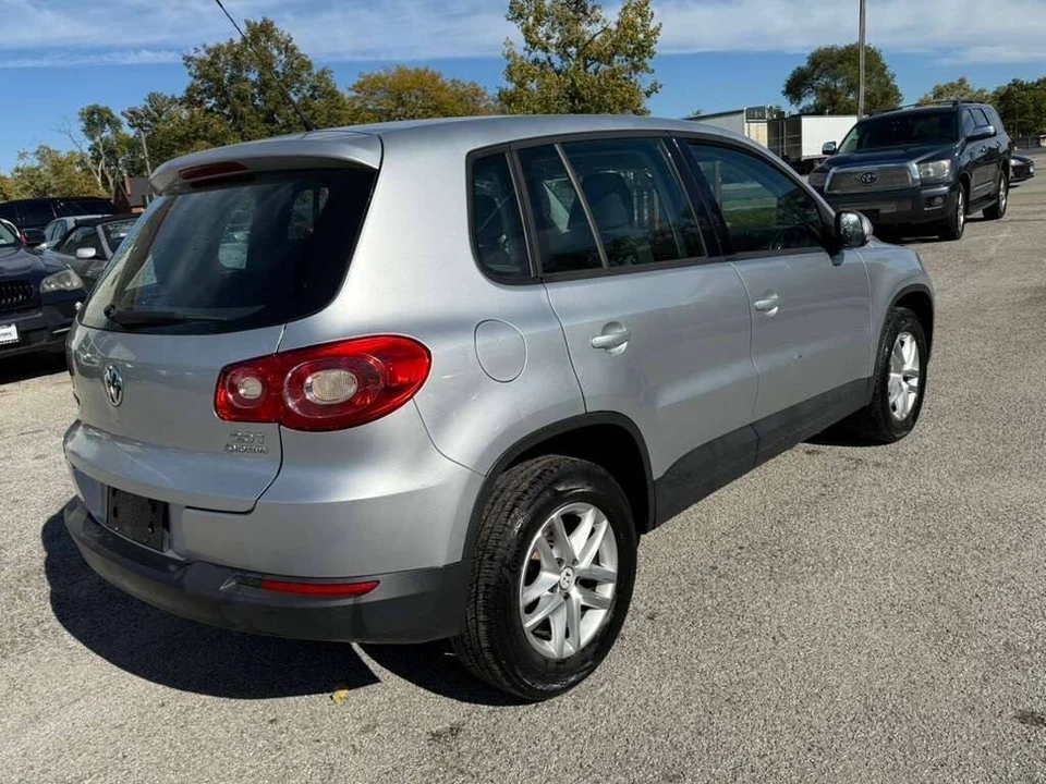 2011 Volkswagen Tiguan - Image 5 of 21
