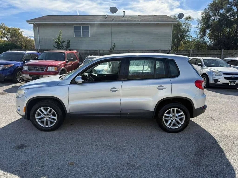 2011 Volkswagen Tiguan - Image 10 of 21