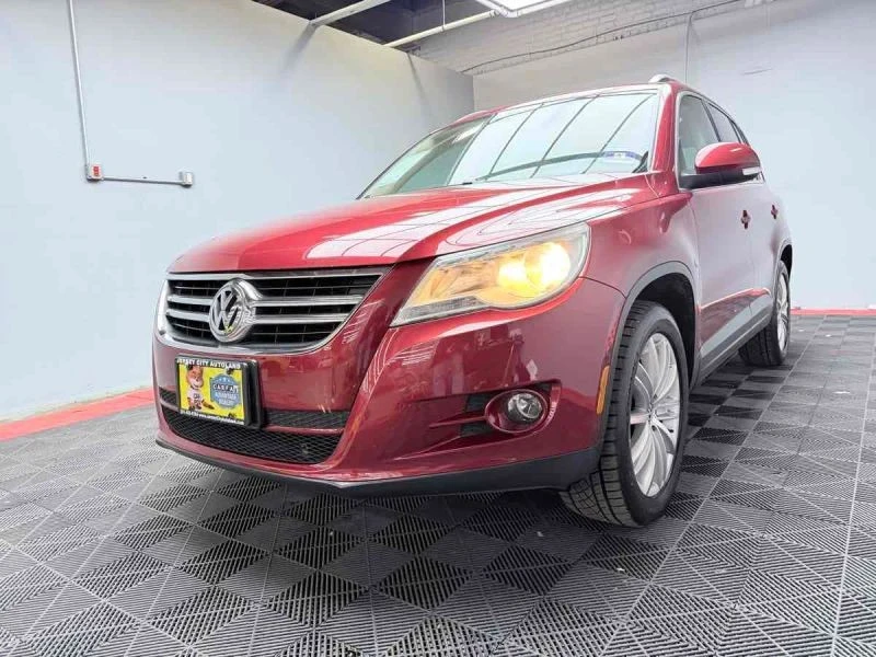 2011 Volkswagen Tiguan - Image 3 of 12