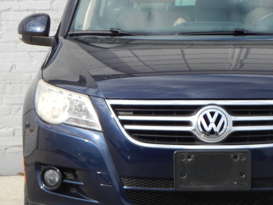 2011 Volkswagen Tiguan - Image 10 of 12