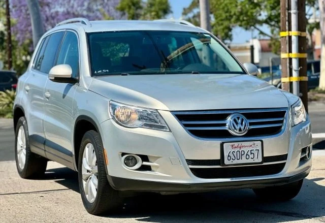 2011 Volkswagen Tiguan - Image 7 of 21