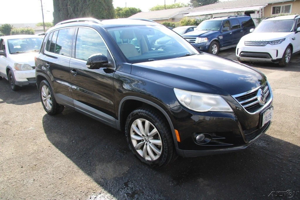 2011 Volkswagen Tiguan - Image 9 of 21