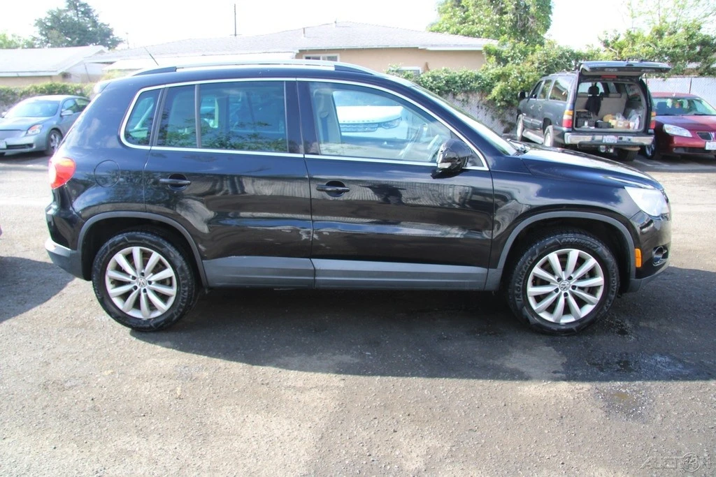2011 Volkswagen Tiguan - Image 7 of 21