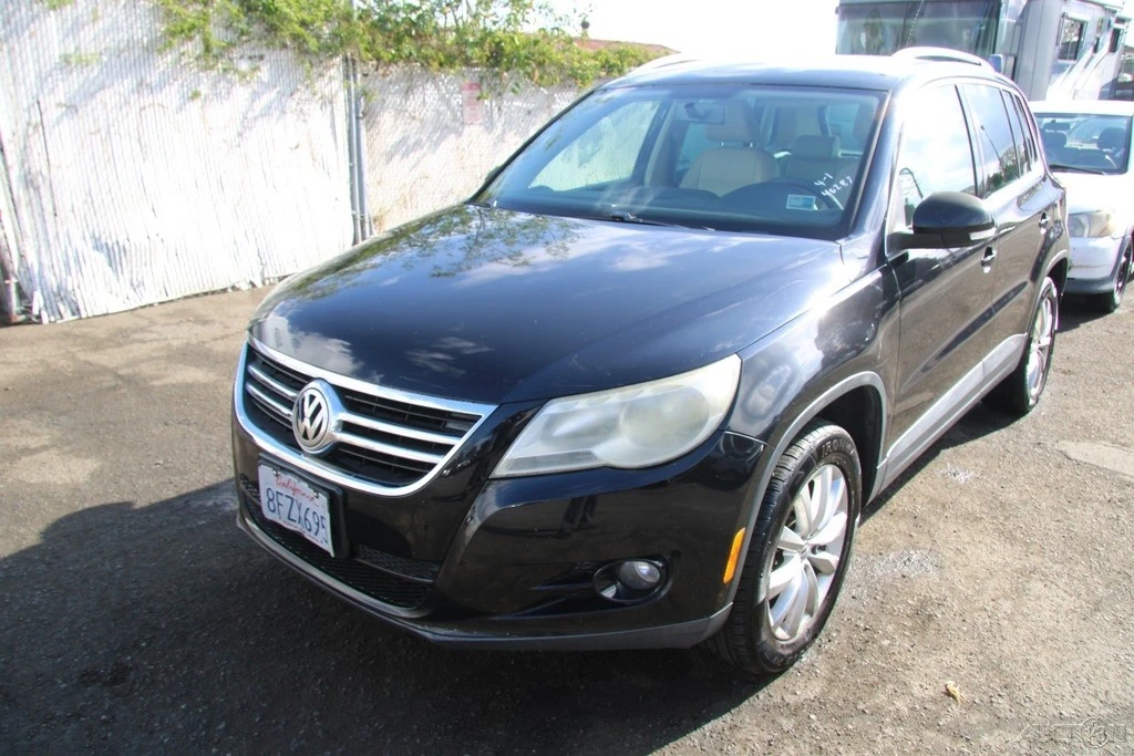 2011 Volkswagen Tiguan - Image 2 of 21
