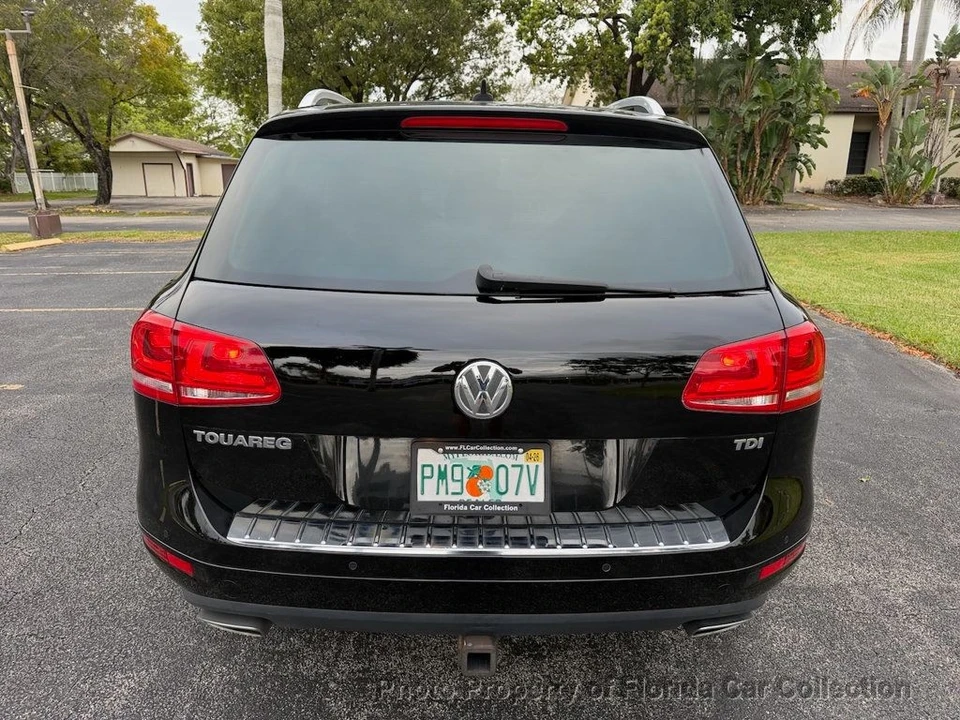 2011 Volkswagen Touareg - Image 6 of 12