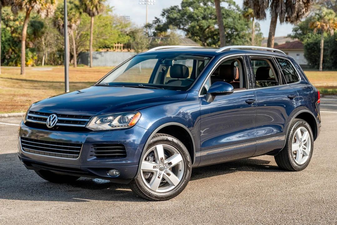 2011 Volkswagen Touareg - Image 7 of 31