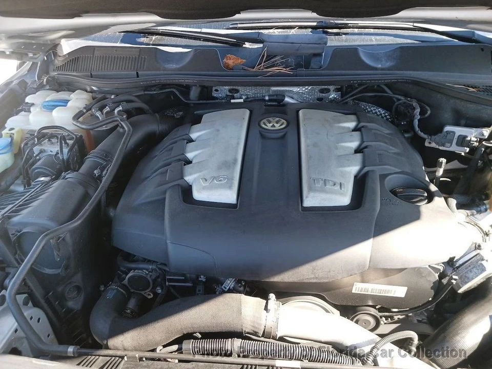 2011 Volkswagen Touareg - Image 10 of 12