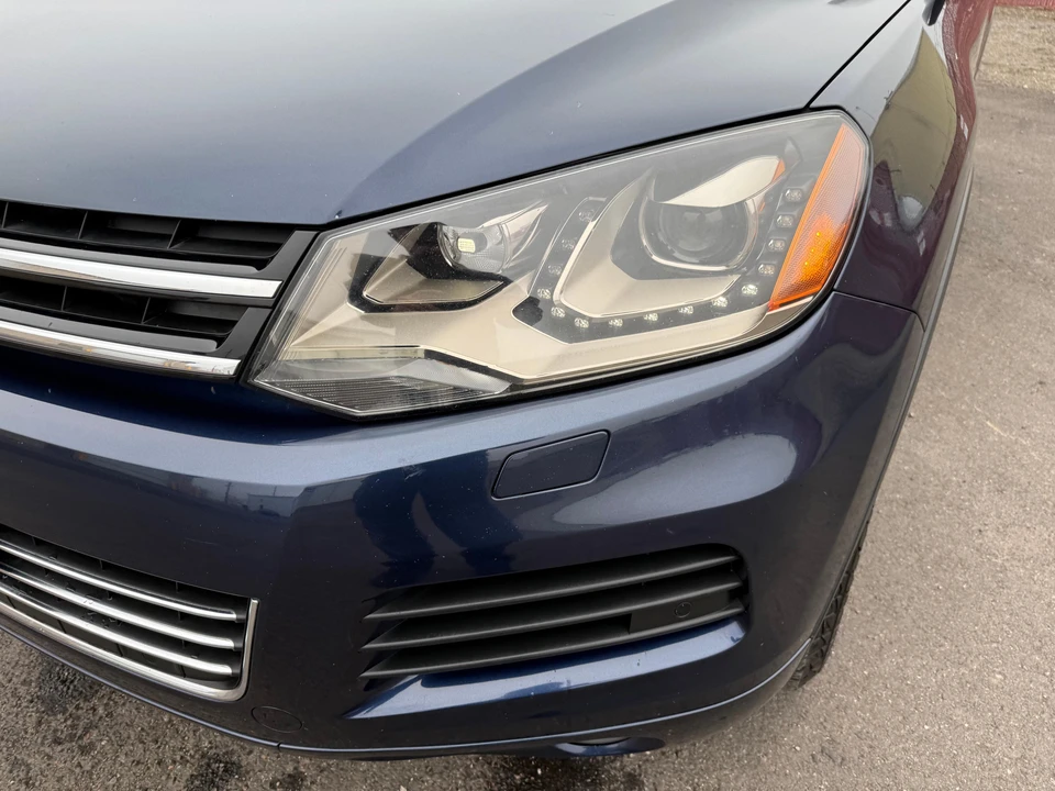 2011 Volkswagen Touareg - Image 15 of 31