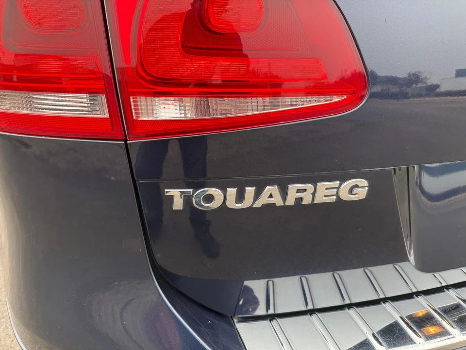 2011 Volkswagen Touareg - Image 29 of 31