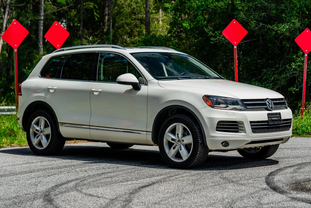 2011 Volkswagen Touareg - Image 20 of 31