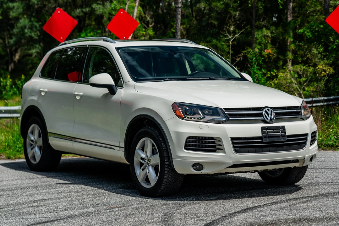 2011 Volkswagen Touareg - Image 22 of 31