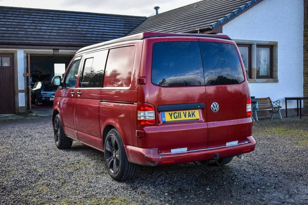 2011 Volkswagen EuroVan - Image 10 of 30