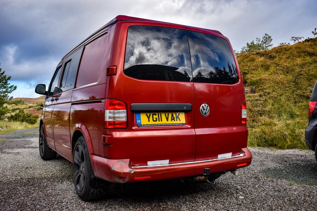 2011 Volkswagen EuroVan - Image 12 of 30