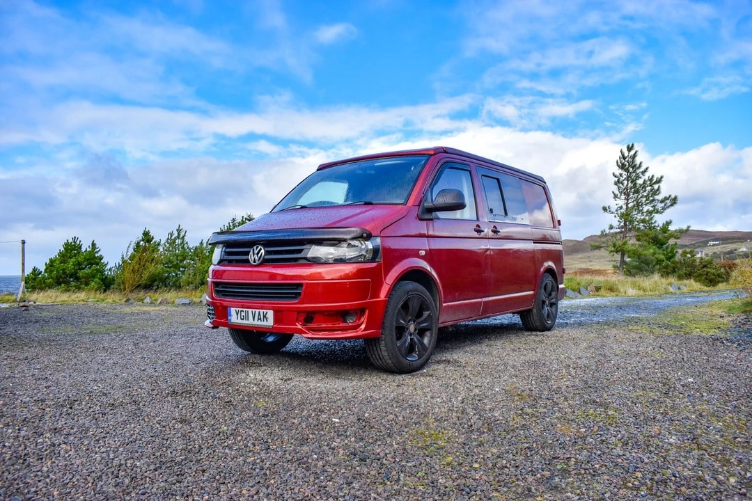 2011 Volkswagen EuroVan - Image 4 of 30