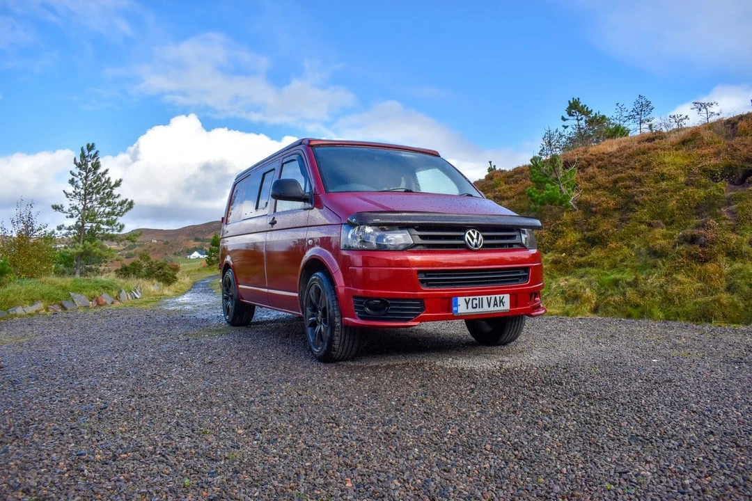 2011 Volkswagen EuroVan - Image 5 of 30