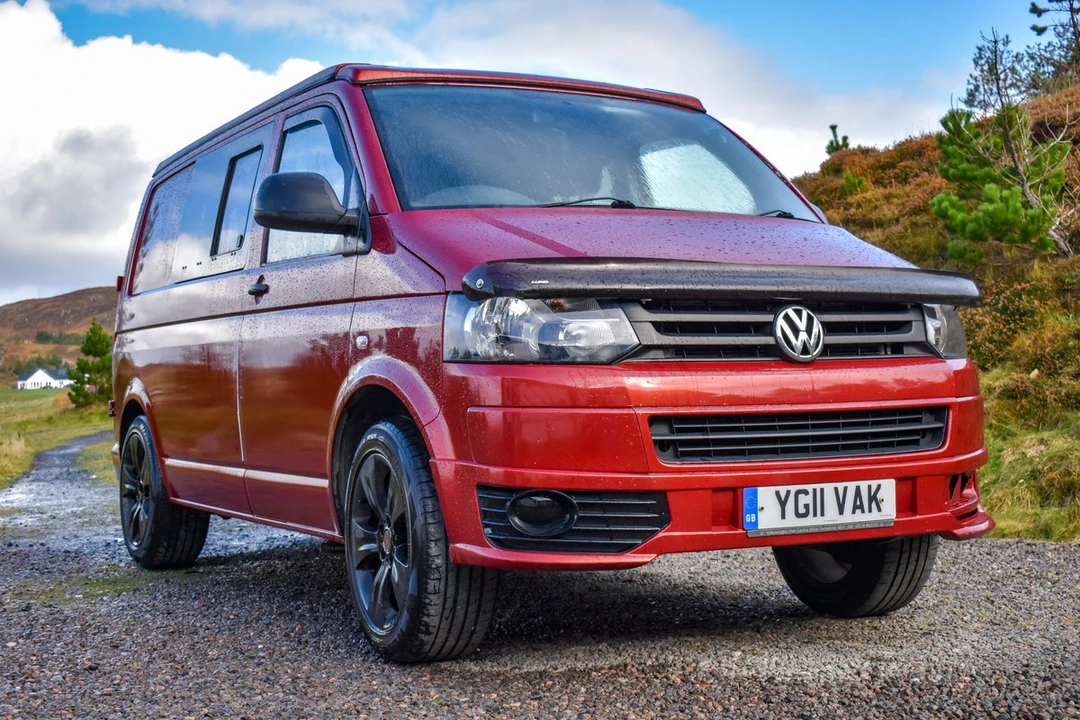 2011 Volkswagen EuroVan - Image 3 of 30