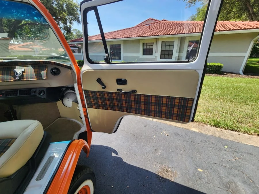 2011 Volkswagen Bay-Window Camper - Image 13 of 31