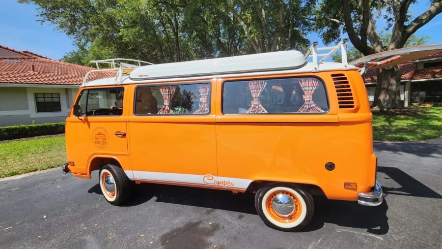 2011 Volkswagen Bay-Window Camper - Image 2 of 31