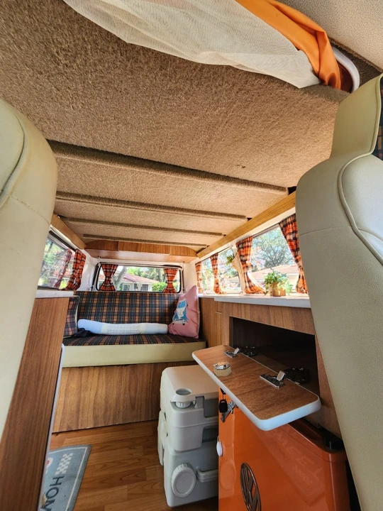 2011 Volkswagen Bay-Window Camper - Image 27 of 31
