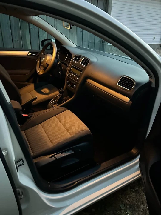 2011 Volkswagen Golf Mk6 - Image 6 of 8