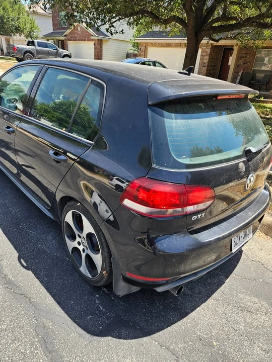 2011 Volkswagen GTI Mk6 - Image 11 of 16