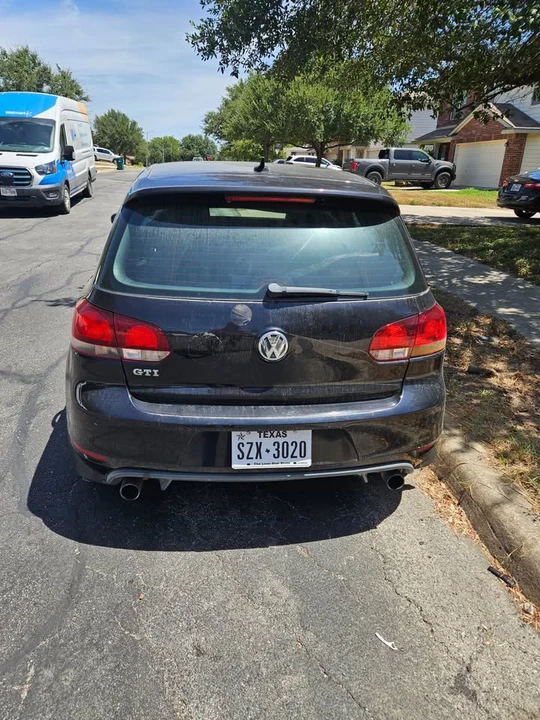 2011 Volkswagen GTI Mk6 - Image 12 of 16