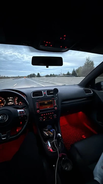 2011 Volkswagen GTI Mk6 - Image 2 of 7