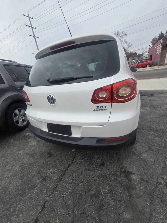 2011 Volkswagen Tiguan - Image 6 of 13